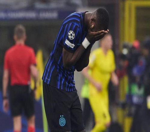 东契奇后撤,步三分球得,激情欢呼,太阳城,太阳城娱乐,太阳城app,太阳城赌场