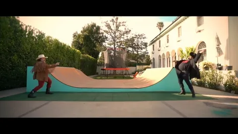 CBA专栏：广东德比前瞻：三连败对决两连败